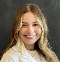Elaina Krumholz, PA-C - Milwaukee, WI - Nurse Practitioner