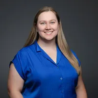 Dr. Allison Venzon, MD - Lombard, IL - Family Medicine