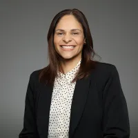 Yatzel Fuentes, MD, MBA - SCHAUMBURG, IL - Internal Medicine
