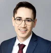 Dr. Alec Perrera, MD - Milwaukee, WI - Internal Medicine