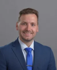 Dr. Damian Olejarski, DO - Westchester, IL - Family Medicine
