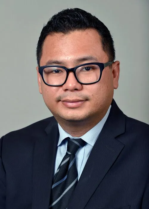 Dr. Ray Chester San Agustin Ambida, MD - Rego Park, NY - Family Medicine