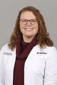 Dr. Adrienne Mays-Kingston, MD - Gallipolis, OH - Family Medicine