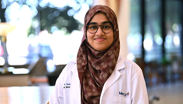 Dr. Asma Neelofer Shaik - Fort Smith, AR - Internal Medicine