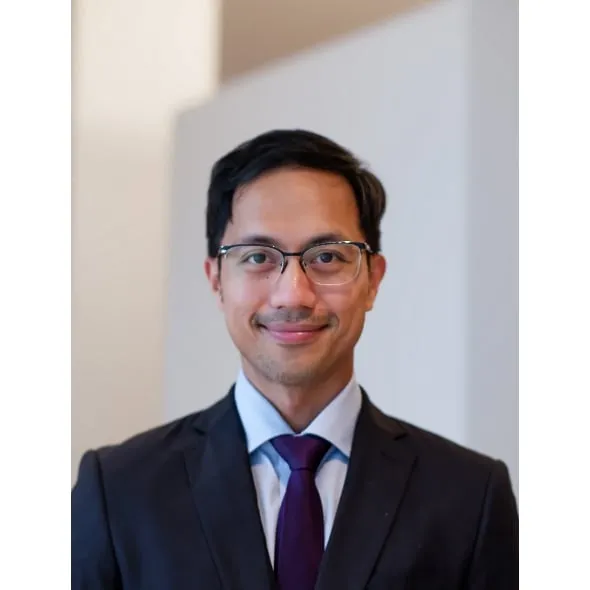 Dr. Martin Emmanuel Garcia, MD - New York, NY - Internal Medicine