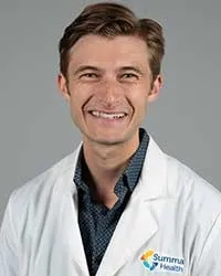 Dr. Justin Brown, MD - Akron, OH - Family Medicine