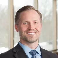 Dr. Kevin E Lindgren, MD - Vadnais Heights, MN - Orthopedic Surgery, Rheumatology