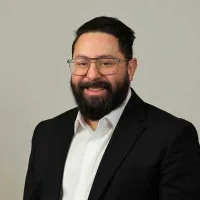 Dr. Esteban Garza, MD