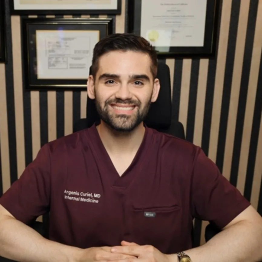 Dr. Argenis Curiel, MD - Fresno, CA - Internal Medicine, Family Medicine, Preventive Medicine, Primary Care