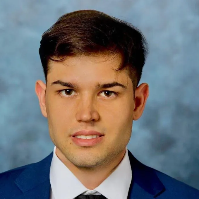 Dr. Victor Sebastian Arruarana, MD - Bethesda, MD - Obstetrics & Gynecology, Internal Medicine