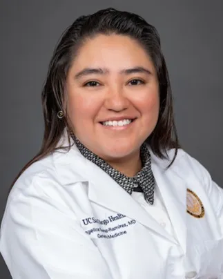 Dr. Angelica Suarez-Ramirez, MD - San Diego, CA - Geriatric Medicine, Geriatrician
