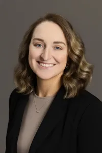 Dr. Raven Weiss, MD - OTTAWA, KS - Family Medicine