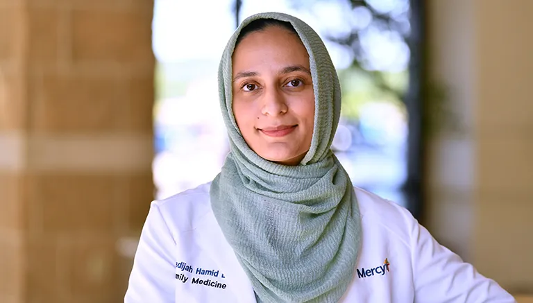 Dr. Khadijah Hamid - Barling, AR - Family Medicine