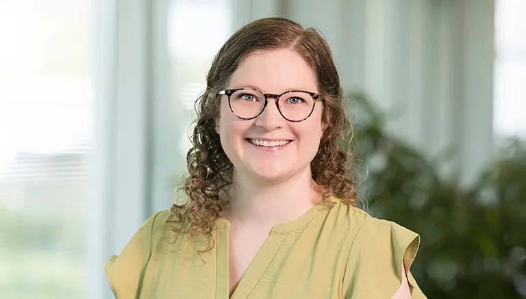 Dr. Emily A. Laugges - Saint Louis, MO - Pediatrics, Internist/pediatrician