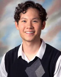 Dr. Weiyi Le, MD - Blue Ash, OH - Family Medicine