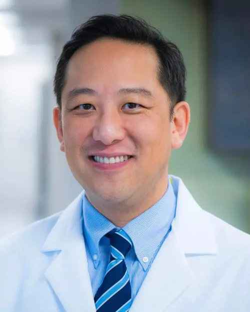 Dr. David Tsuwei Chang, MD - North Bergen, NJ - Urology, Endourology And Stone Disease