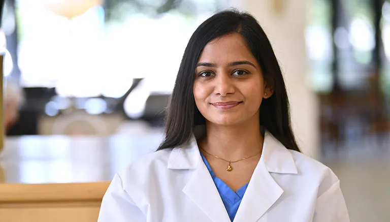 Dr. Shreya Sukralia - Fort Smith, AR - Internal Medicine