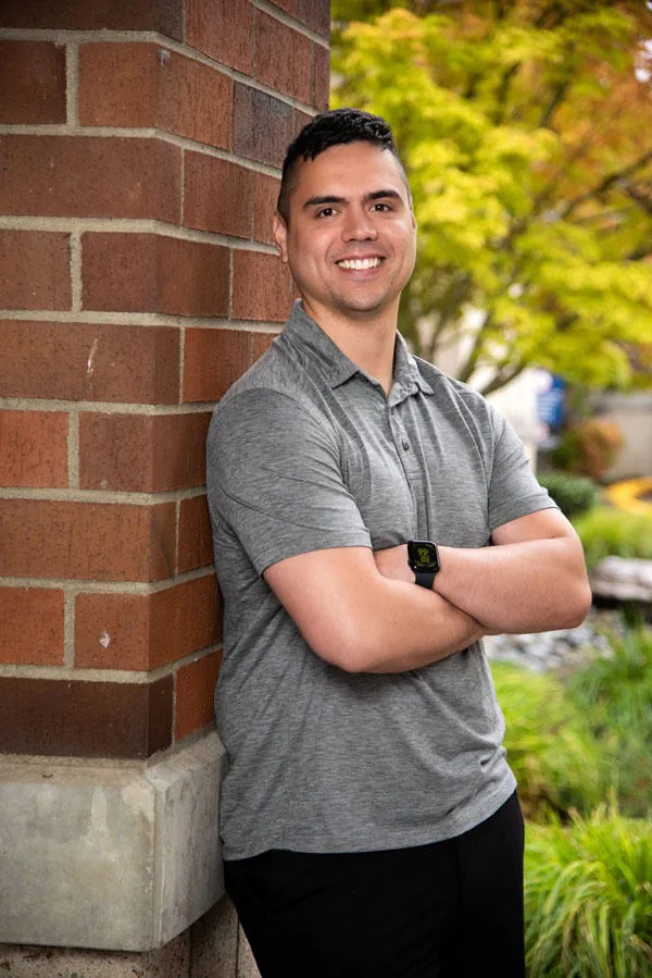 Nicolas Vandomelen, Dpt - VANCOUVER, WA - Physical Therapy