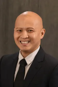 Dr. Marco Valencia, MD - Lake Oswego, OR - Family Medicine