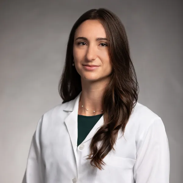 Dr. Emilia Tumminello - New Tazewell, TN - Internal Medicine