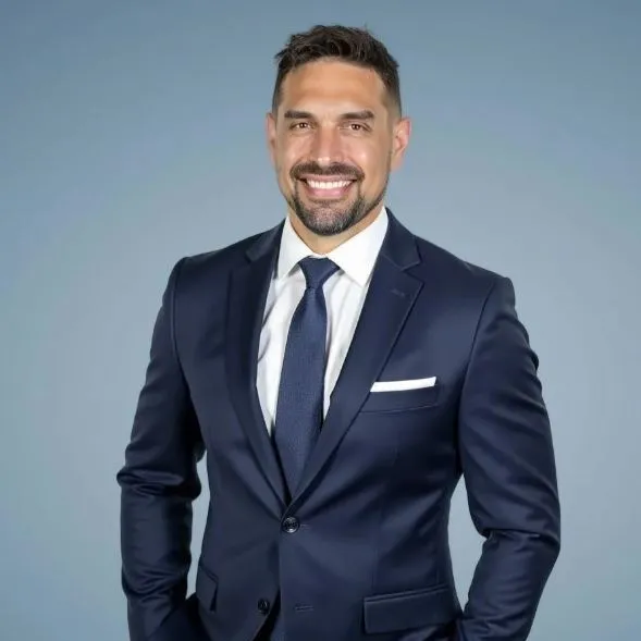 Lucas Tonies - North Miami Beach, FL - Nurse Practitioner, Family Medicine