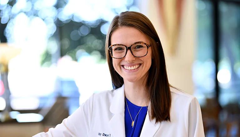 Dr. Abby Dwyer - Barling, AR - Family Medicine