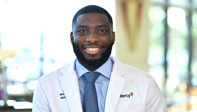 Dr. Mfonido Ekong - Fort Smith, AR - Internal Medicine