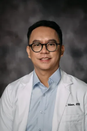 Dr. Jeffrey Velasco, CNP - Beachwood, OH - Nephrology, Nephrologist