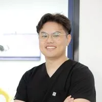 Dr. Nicholas Pham, DDS