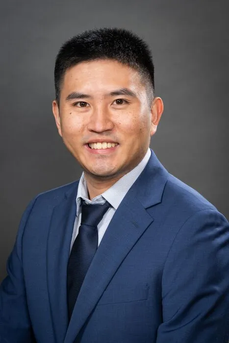 Dr. Michael Cie Kho, DO - Great Neck, NY - Pediatrics, Genetics Specialist, Internist/pediatrician
