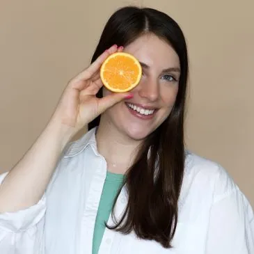 Julia Ambrozy - Chicago, IL - Registered Dietitian