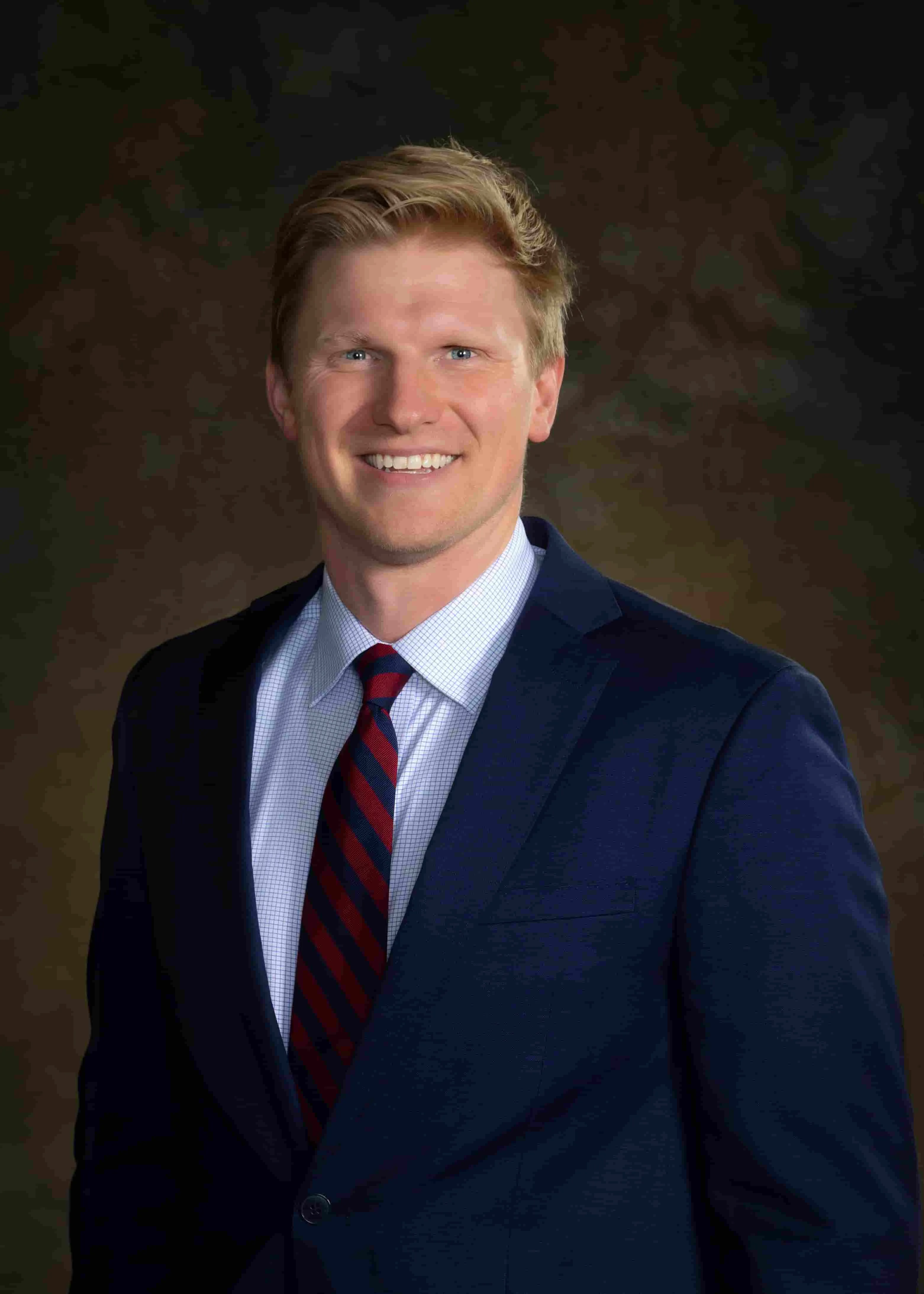 Dr. Aleksander Mika, MD