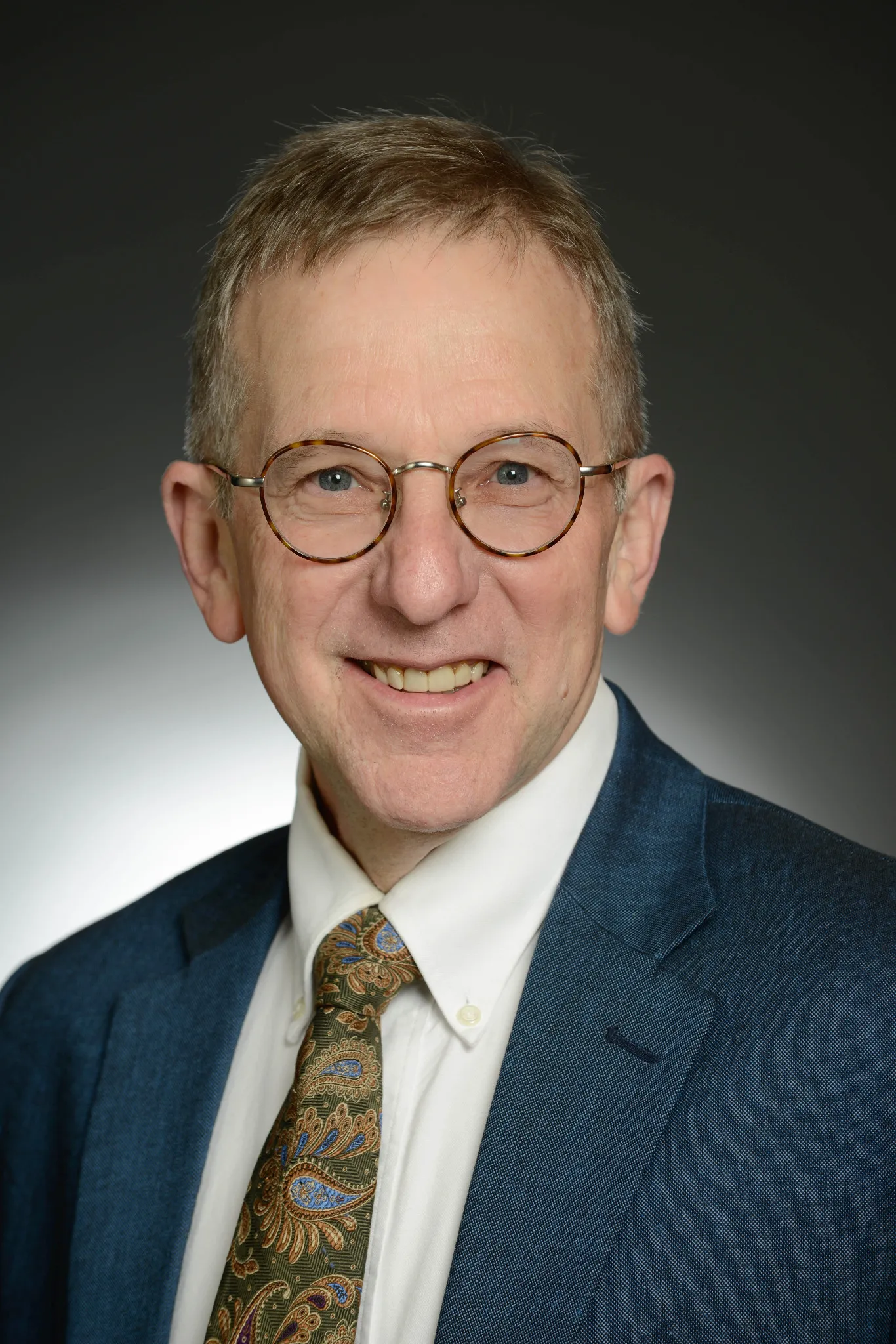 Dr. Robert M. Siegel, MD