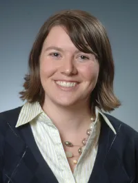 Dr. Sarah Beth Flora - Edgewood, KY - Family Medicine