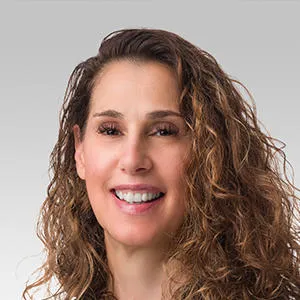Dr. Linda M. Tayeh, MD - Oak Brook, IL - Internal Medicine, Internist/pediatrician