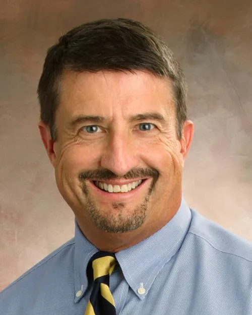 Dr. Robert W Hodge, MD - Crestwood, KY - Family Medicine