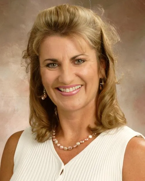 Dr. Tresa V Ratterman, MD - Clarksville, IN - Pediatrics, Internist/pediatrician