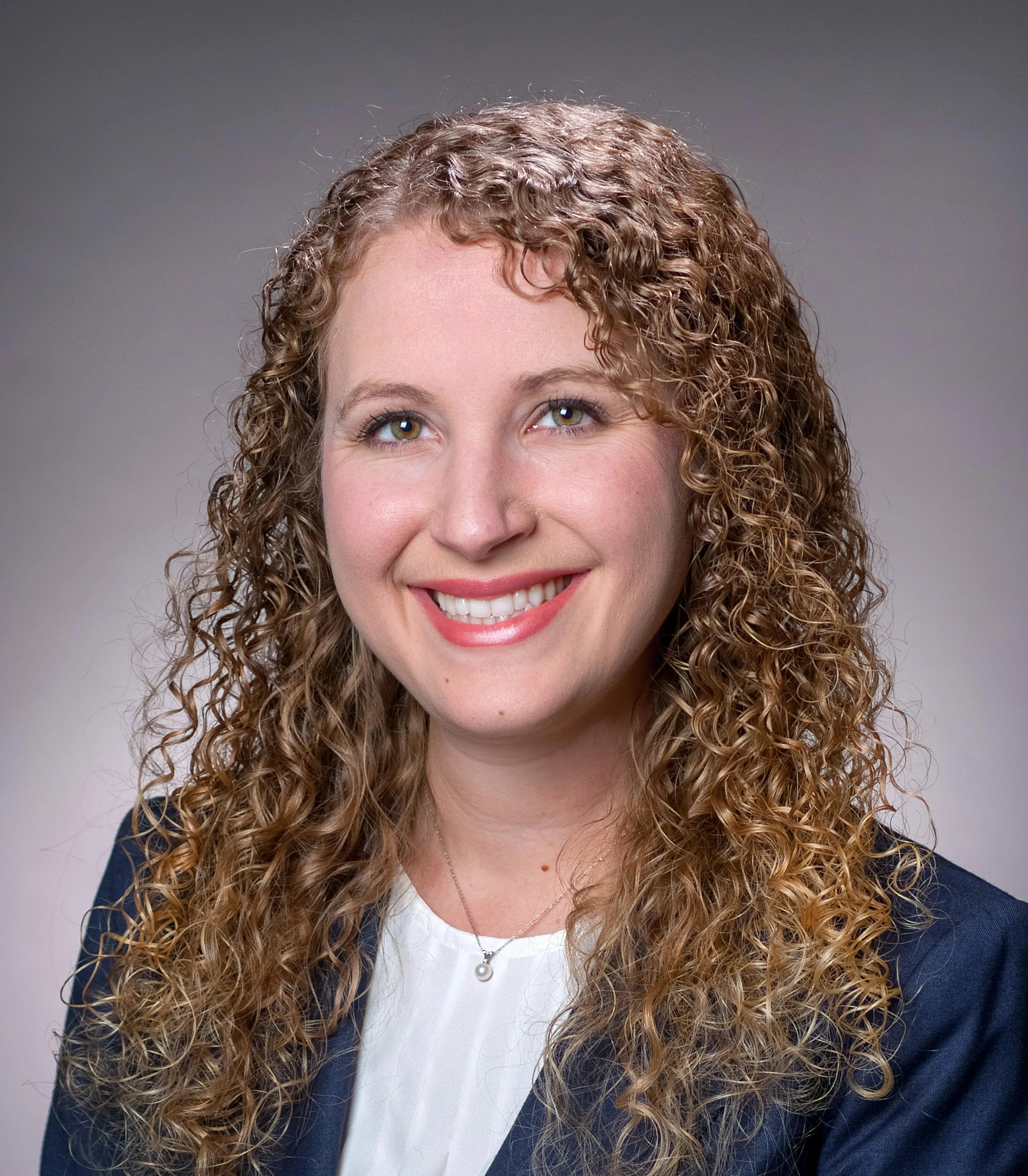 Dr. Ashley Elizabeth Doucet Bordelon, MD - Thibodaux, LA - Internal Medicine