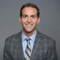 Dr. Julio C Gonzalez, MD - Naperville, IL - Orthopedic Surgery