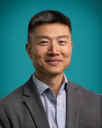 Dr. Walter Truong, MD - Saint Paul, MN - Orthopedic Surgery