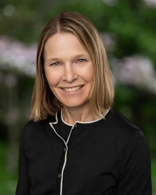 Dr. Carijean Queen, MD - Spokane Valley, WA - Internal Medicine
