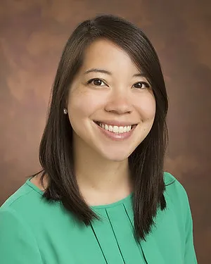 Dr. Laura M. Pabalan, MD - Chicago, IL - Pediatrics, Internal Medicine, Internist/pediatrician