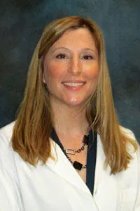 Maria T Motta, FNP - St. Louis, MO - Internal Medicine