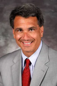 Dr. James S Scolapio, MD