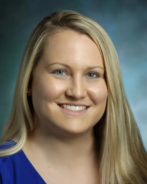 Erin Christine Gonzalez, CRNP - Odenton, MD - Nurse Practitioner, Internist/pediatrician