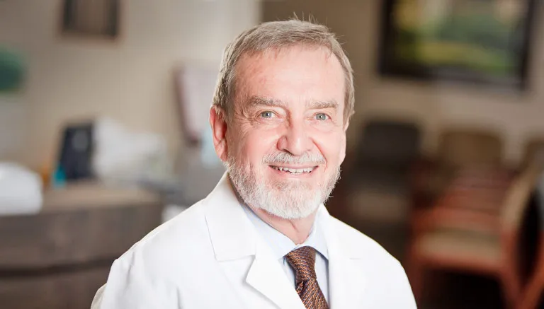 Dr. Robert E. Holder - Rogers, AR - Family Medicine