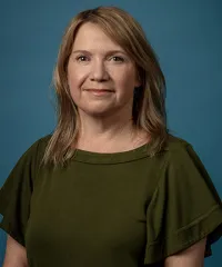 Dr. Holly Batal, MD - Alexandria, VA - Internal Medicine