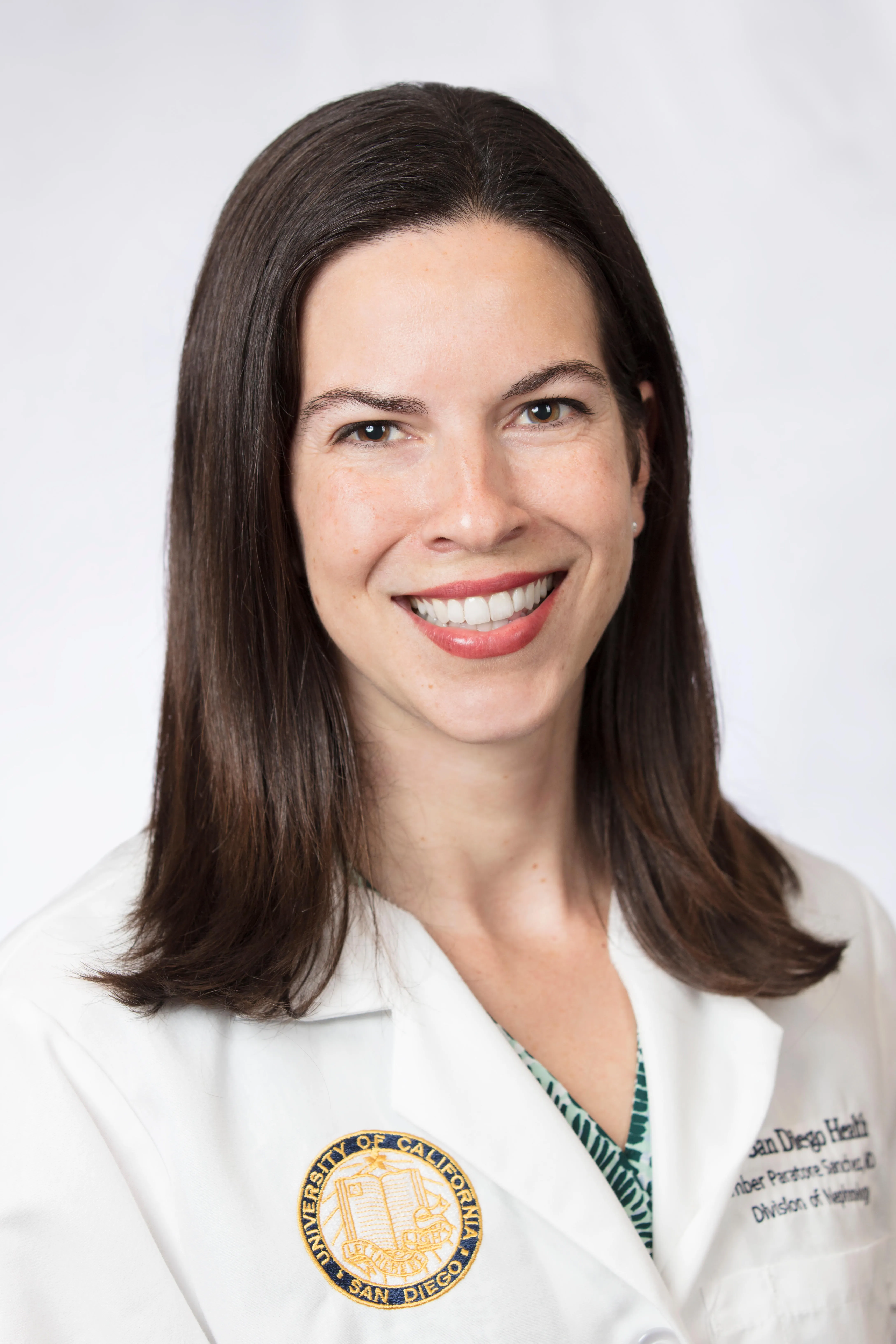 Dr. Amber Paratore Sanchez, MD - La Jolla, CA - Nephrology, Nephrologist
