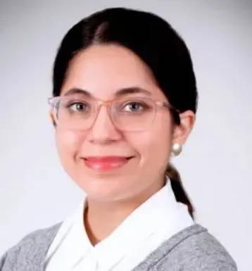 Dr. Laura Andrea Pesantez Pacheco, MD