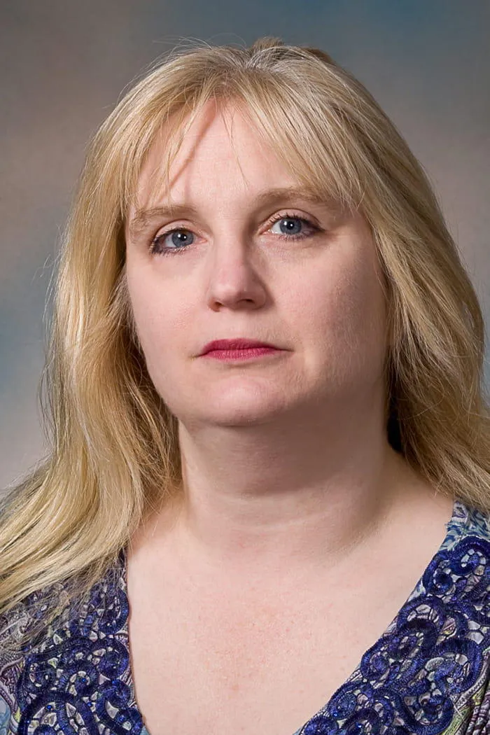 Dr. Lisa Lyn Walk-Reinard, MD
